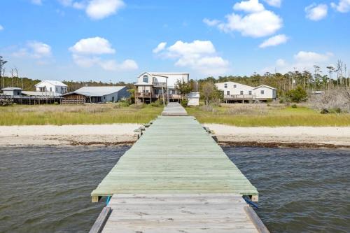 Sealevel Maison | Dock Waterfront Beach Gameroom kayaks 20 PPL