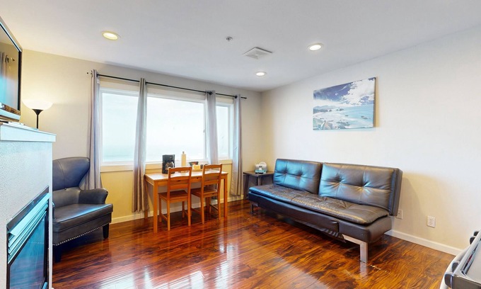 Lincoln City Copropriété | Condo qui accepte les chiens avec une vue imprenable sur l'océan et un accès facile à la plage!