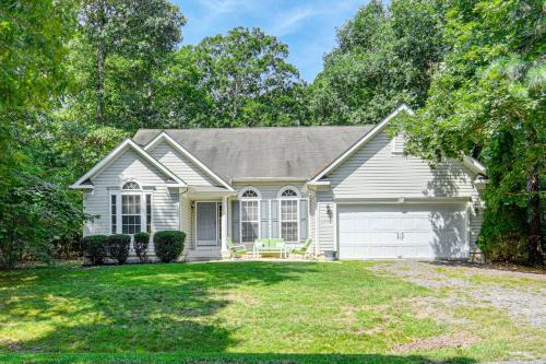 Captain's Cove Maison | Dog-Friendly Family Retreat Near Chincoteague Bay!