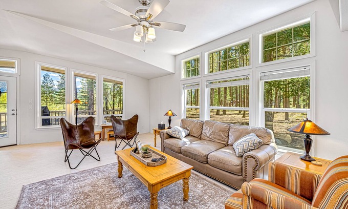 Sloat Maison | Dog-friendly home on 200 acres with mountain view, fishing ponds & river access