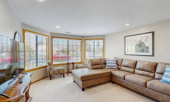 Pacific Maison | Dog-friendly home with large private yard & bbq - close to beach & hiking