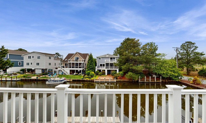 South Bethany Harbor Maison | Dog-friendly house with bay views, spacious layout, & family-friendly amenities