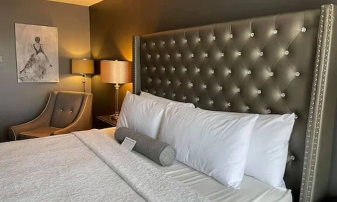 Zion Hôtel | Dog-friendly Stay l Evening Fires & Morning Comfort w/Books, Gardens & Buffet