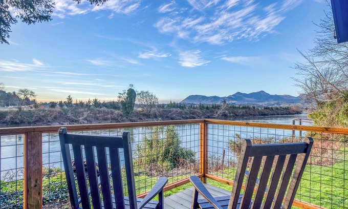 Nehalem Maison | Dog OK, Riverview, Beach Nearby, Fire Pit