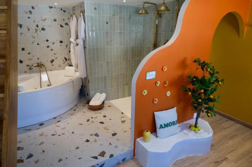 Centre Ville Appartement | Dolcevita Suite - Signature italienne avec spa et filet