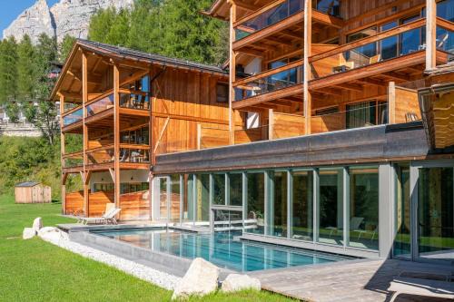 Cortina d'Ampezzo Hôtel | Dolomiti Lodge Alverà