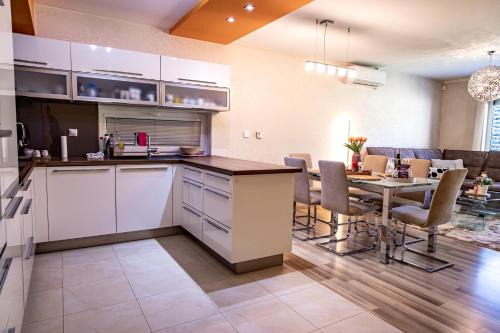 Piestany Maison | Dom so záhradou