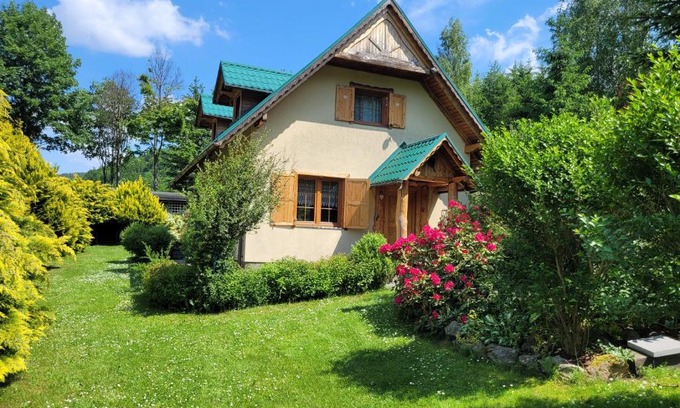 Walim Maison | Dom w Górach Sowich Niedźwiedzia Gawra, Michałkowa