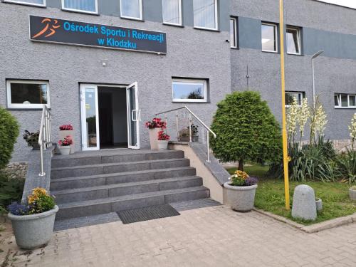 Klodzko Miasto Hôtel | Dom Wycieczkowy "Na stadionie"
