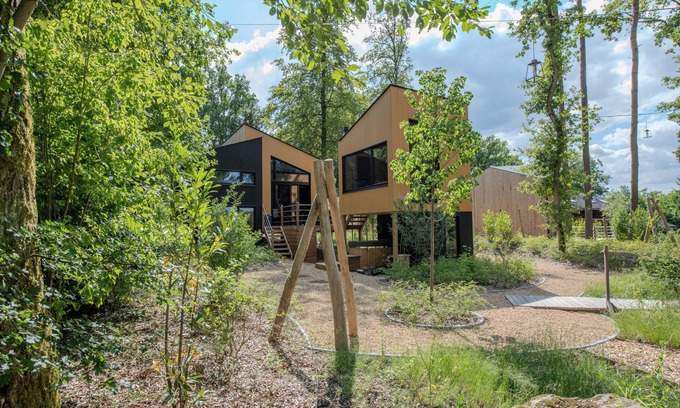Biron Maison | Domain with wellness and private garden park