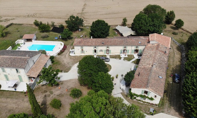 Saint-Pierre-d'Amilly Maison | Domaine de Pégon -gite 2A Le Mignon