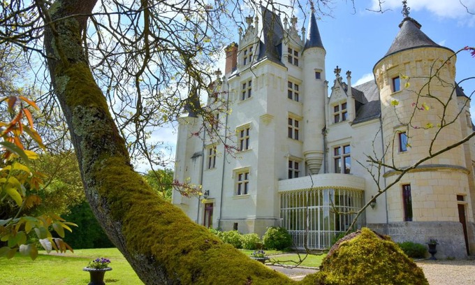 Noyant-de-Touraine Hôtel | Domaine de Brou
