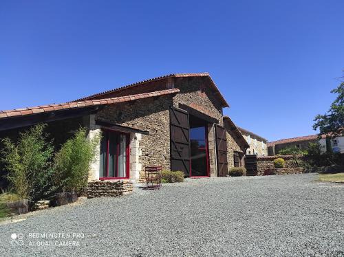 Saint-Juire-Champgillon Lit Et Petit-Déjeuner | Domaine de l'Orfraie