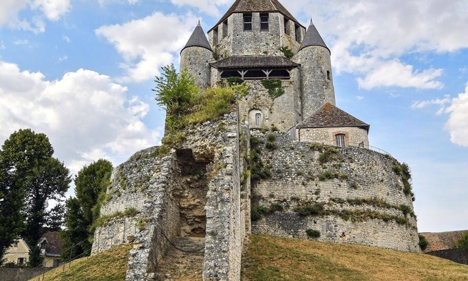 Provins Maison | Domaine de l'Ormerie Provins, hébergement avec jardin idéal pour les familles.