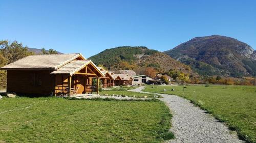 Jarjayes Chalet De Ski | Domaine De Malcor Adult et enfants à partir de 12 ans - nous contacter