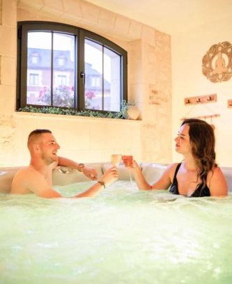 Coucy-le-Chateau-Auffrique Lit Et Petit-Déjeuner | Domaine du lion rouge Piscine et Spa