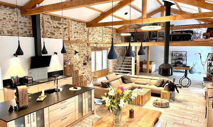 Saint-Vert Maison | Domaine Les Macans gîte 4 étoiles au cœur du Livradois forez