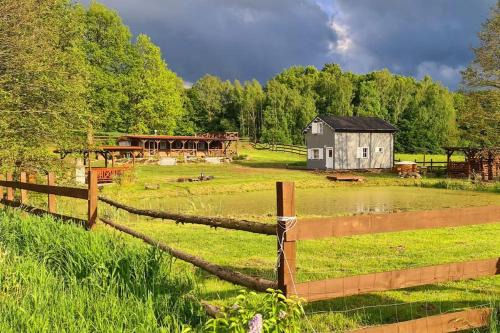 Paslek Maison | Domek z Sauną i balią jakuzii w głuszy