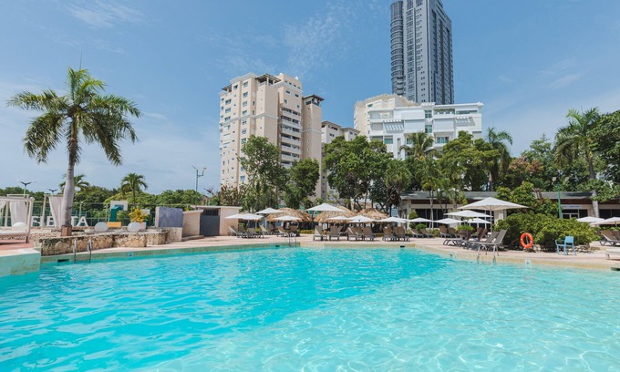 Los Cacicazgos Hôtel | Dominican Fiesta Hotel