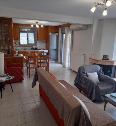 Nea Peramos Maison | Dominikis appartment