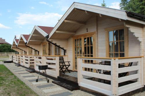 Mielno Station Balnéaire | Domki Letniskowe i Pokoje NATALIE