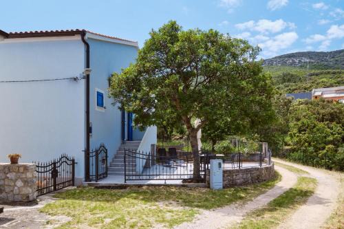 Nerezine Maison | Domus Olivae