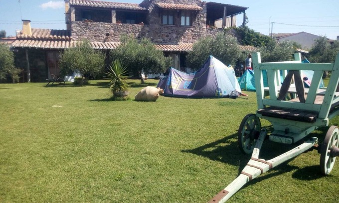 San Giovanni Suergiu Maison | DomusAntiga appartement de trois pièces à 10 minutes des plus belles plages de la côte!wifi