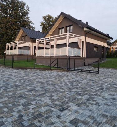 Zwierzyniec Villa | Domy na Roztoczu Aleja Lipowa B,G,J,K Sauna Jacuzzi Kajaki
