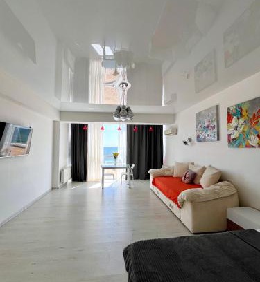 Burlacha Balka Maison | DONE KANDYBONE Apartments