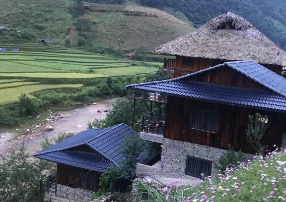 Mu Cang Chai Maison | Dong Suoi H'mong Homestay & Bungalow