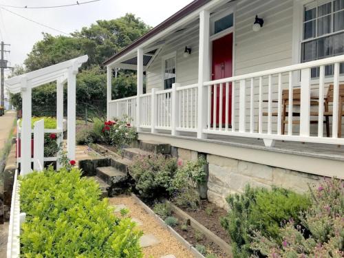Milton Maison | Donovan's Cottage