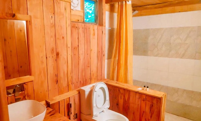 Chakrata Cabine | Dopaar by the brook