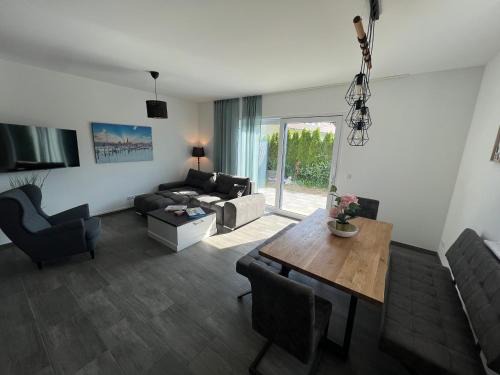 Elmenhorst/Lichtenhagen Maison | Doppelhaushälfte mit Terrasse