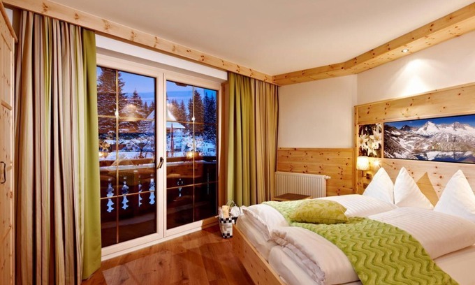Konigsleiten Appartement | Doppelzimmer Arnika - Biohotel Castello Koenigsleiten