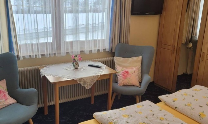 Ranten Lit Et Petit-Déjeuner | Doppelzimmer - Gästehaus Raab