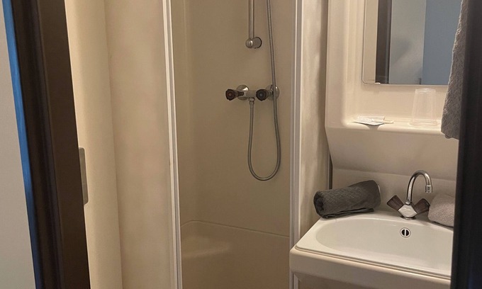 Stall Lit Et Petit-Déjeuner | Doppelzimmer mit Dusche Toilette und Frühstück, Mitten ins Molltal Hohe Tauern