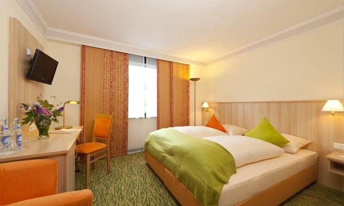 Heidenheim an der Brenz Appartement | Doppelzimmer Superior mit Dusche/wc