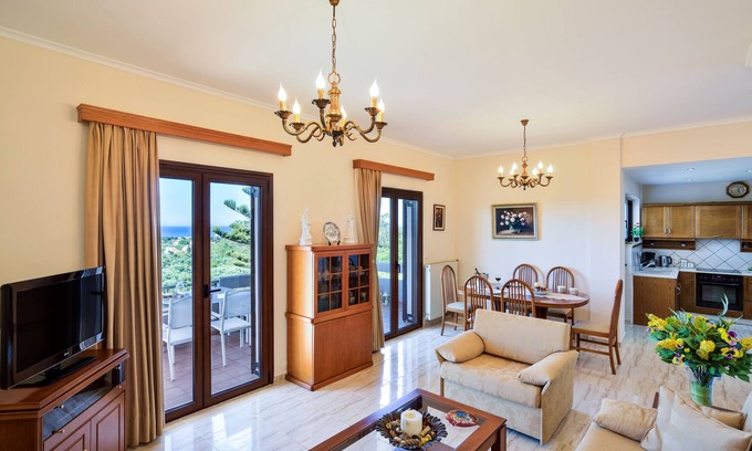 Maleme Copropriété | Dora's House - Un appartement de luxe de 3 chambres avec vue sur la mer