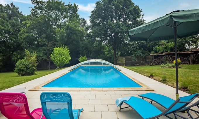 Villeneuve-sur-Lot Maison | Villa tranquille avec piscine extérieure couverte