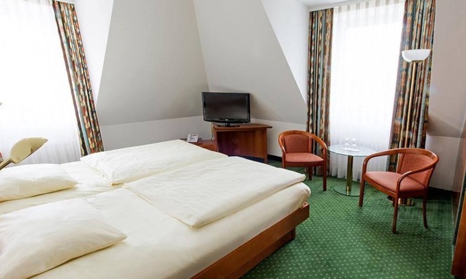 Dresden Maison | DORMERO room, measuring rate - DORMERO Hotel Dresden Airport