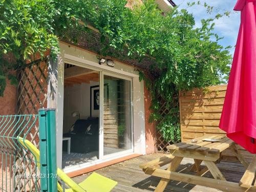 Montauban Appartement | DORMIR A MONTAUBAN Logements Carreyrat Calme et Verdoyant