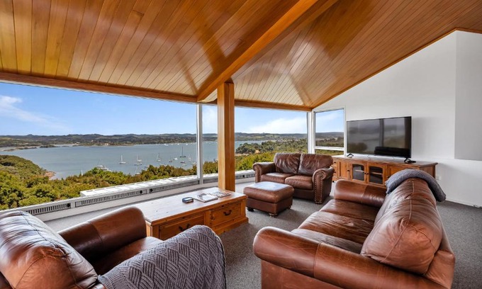 Kerikeri Maison | Double Bay Hideaway - Kerikeri Holiday Home