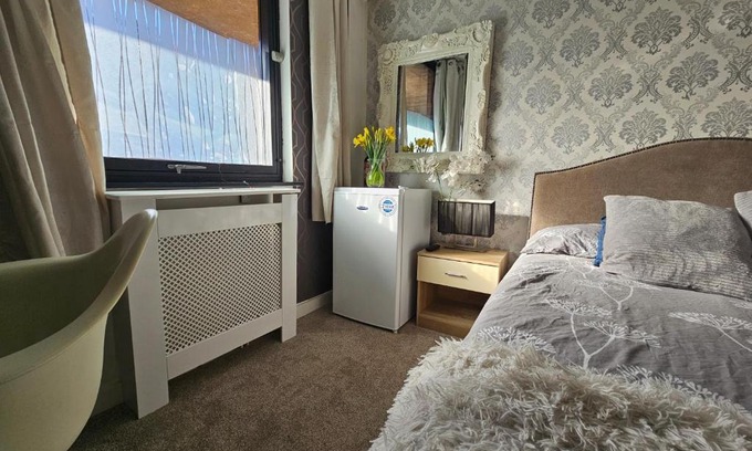 Vincent Square Maison | Double Bed in Duplex close to Big Ben & London Eye