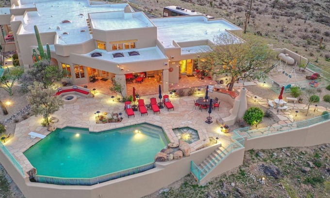 Cave Creek Maison | Double D Ranch- Heated Pool, Hot Tub & Endless Views!