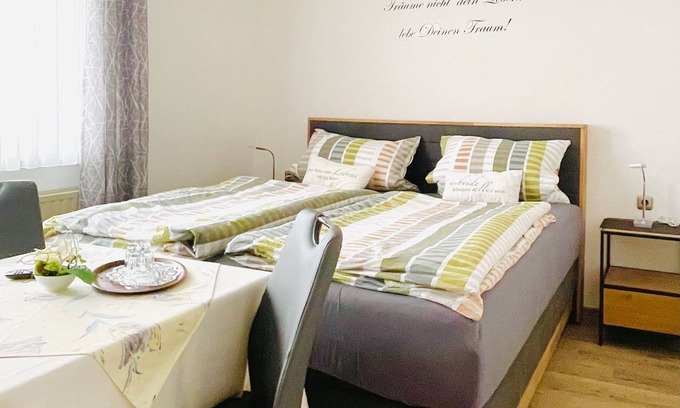 Mernes Appartement | Double room with shower and WC