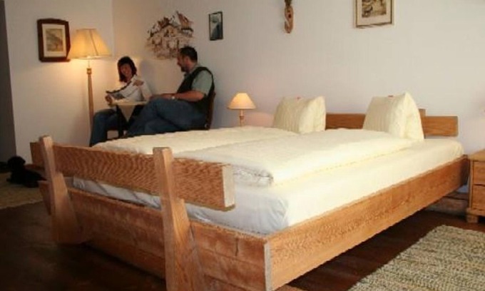 Grosskirchheim Maison | Double room 2 plus child - Hotelchen Döllacher Dorfwirtshaus