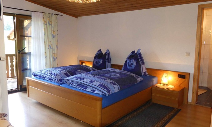 Obersensbach Cottage | Chambre Double 6 avec Balcon - Pension Holzerstube