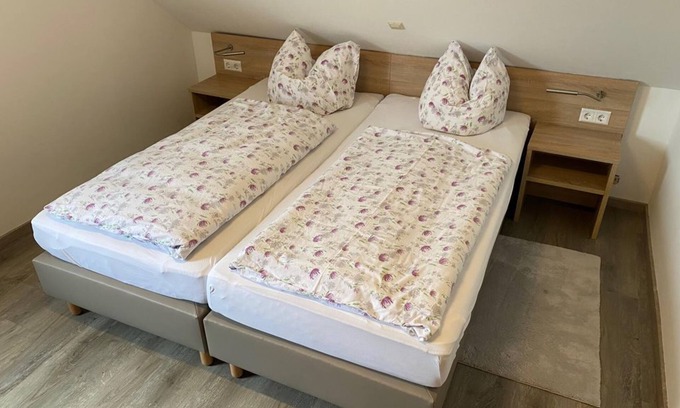 Herold Maison | Double room classic 3 (2nd floor) - Gasthof Dörsbachhöhe