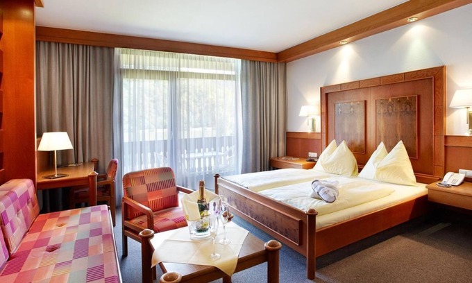 Schlogen Maison | Double room Danube view, bath, WC - Riverresort Donauschlinge