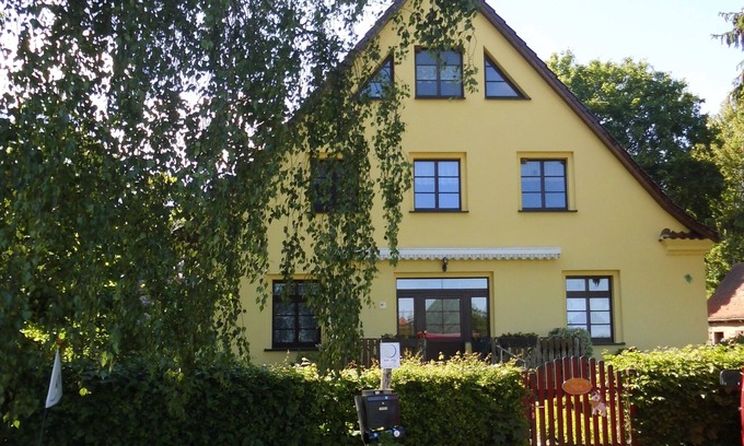 Tribsees Appartement | Chambre double pour 3 personnes avec 16m² à Tribsees (118030)
